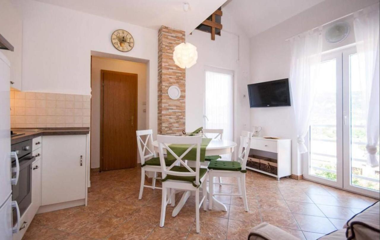 Apartment Helmut With Sea View Baška Zewnętrze zdjęcie