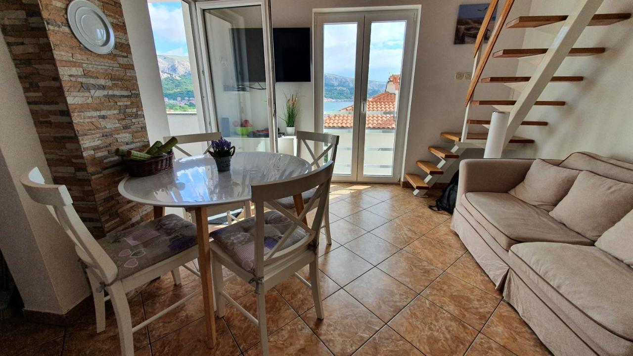Apartment Helmut With Sea View Baška Zewnętrze zdjęcie